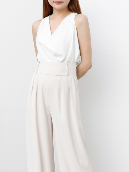 Sleeveless Top AC056