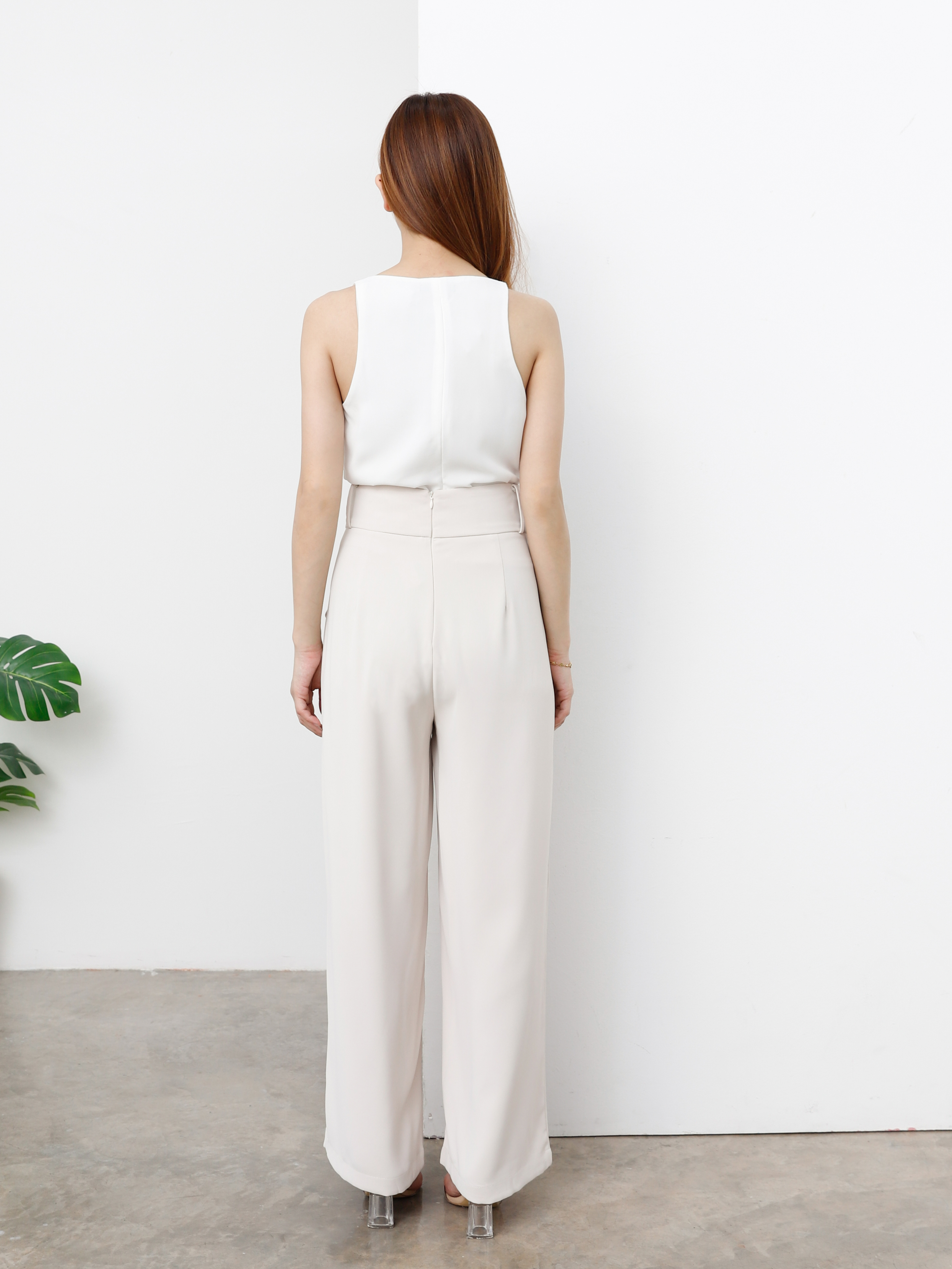 Sleeveless Top AC056
