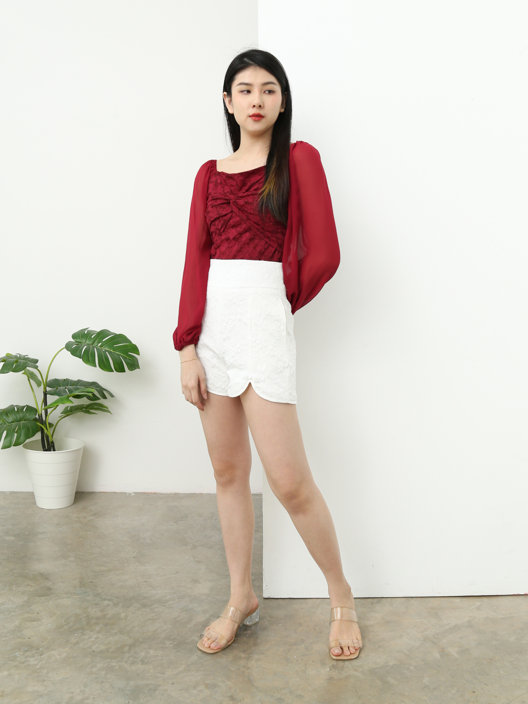 High Waist Floral With Split Short Pants AC064