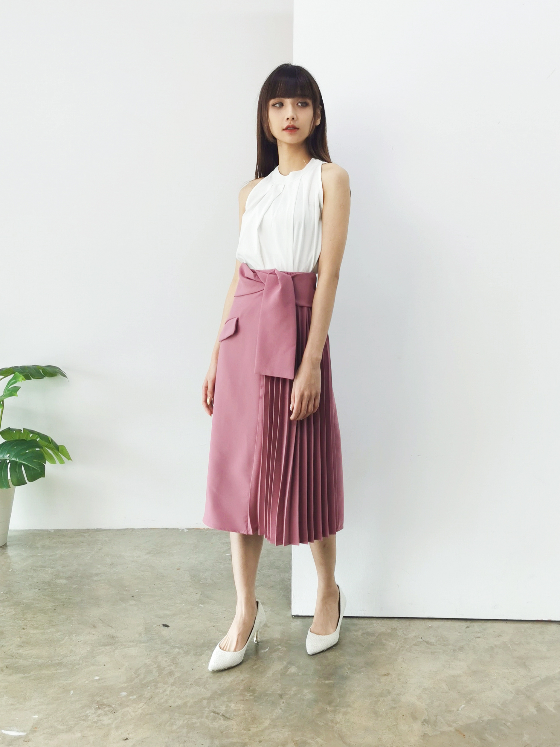 High Waist Side Pleated With Decorative Belt AC008