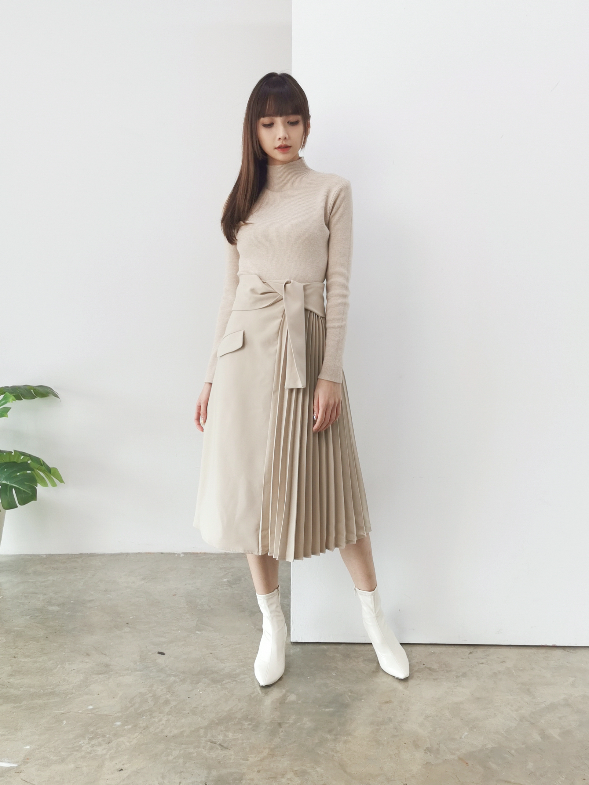 High Waist Side Pleated With Decorative Belt AC008