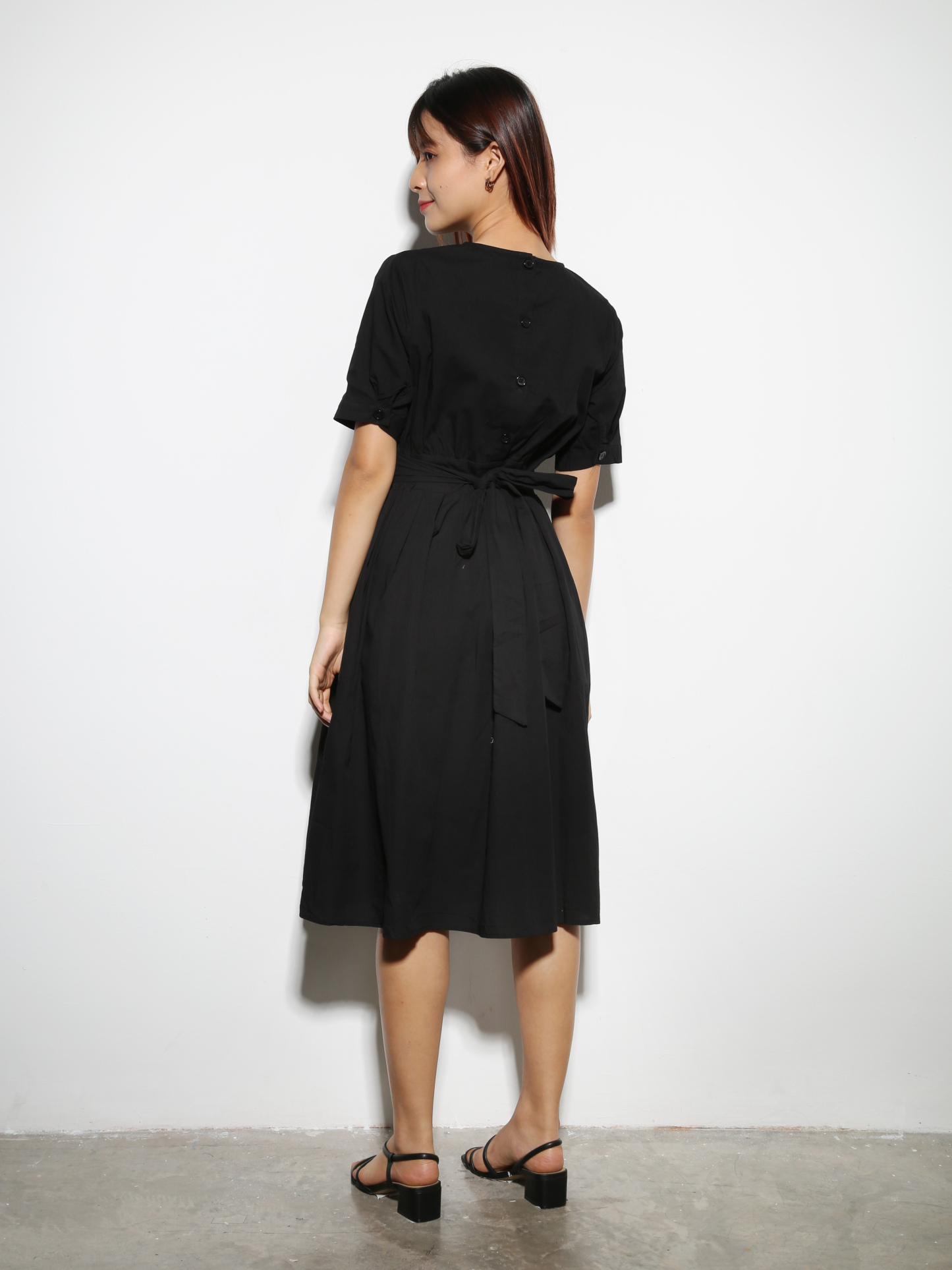 Korean Style Pleated Back Tie Up And Button Dress 27875