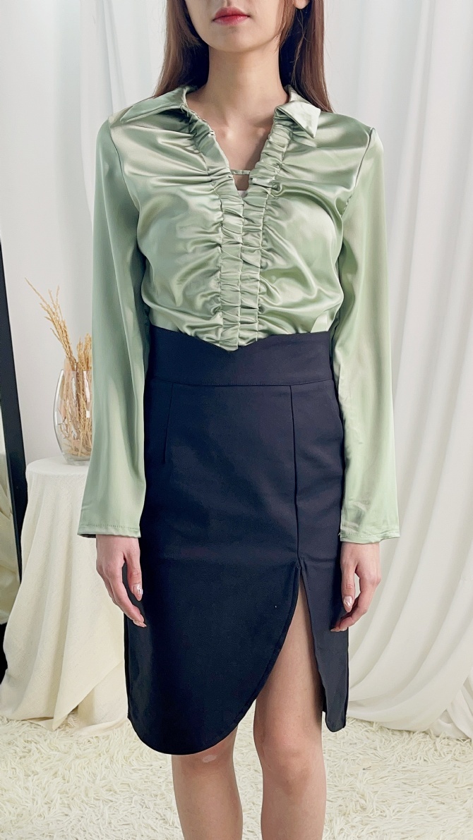 High Waist Side Pocket With Split Skirt 24444