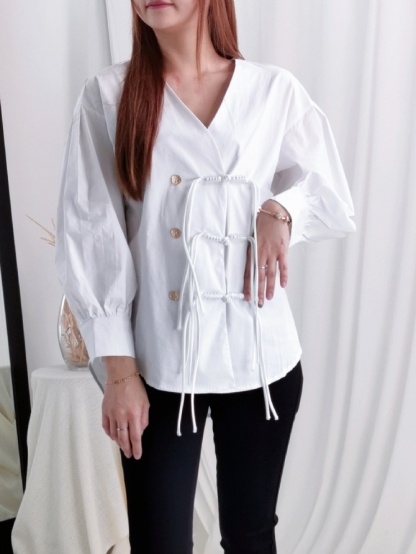 V Neck Tassel Button Long Sleeve Top 24522