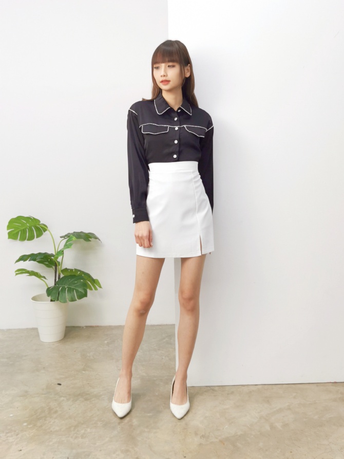 Long Sleeve Front Button Side Diamondd Decorative Top 24600