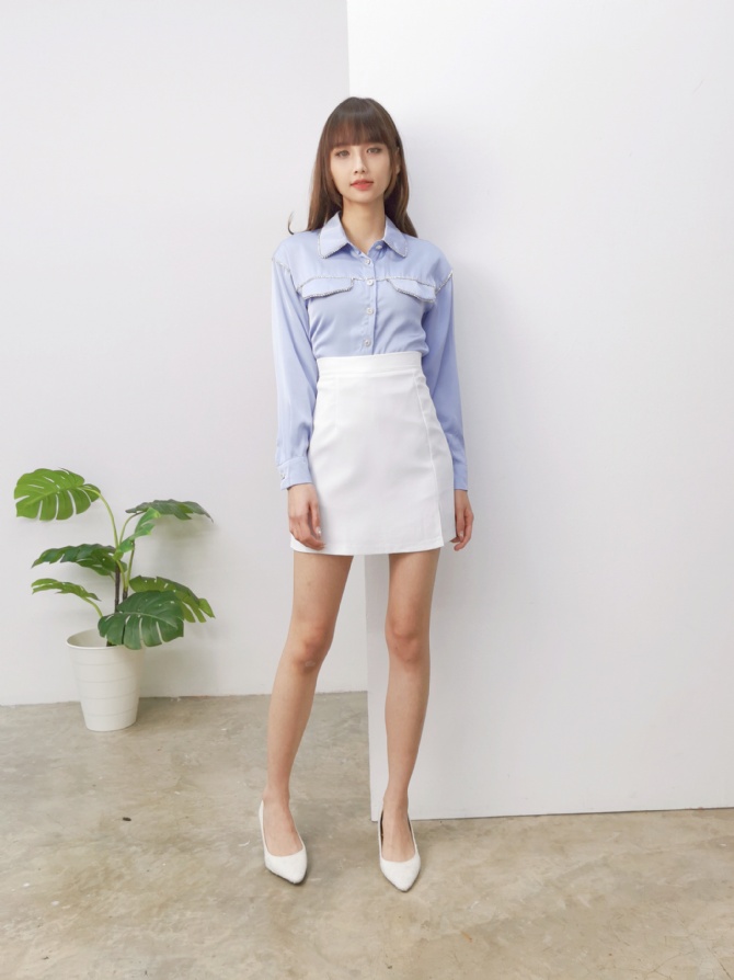 Long Sleeve Front Button Side Diamondd Decorative Top 24600