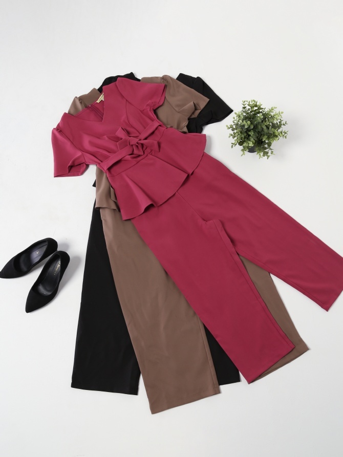 V Neck Basic Long Jumpsuit With Belt 15566