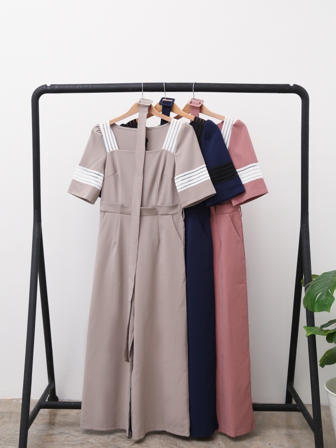 Detailed Lace With Belt Jumpsuit 15340