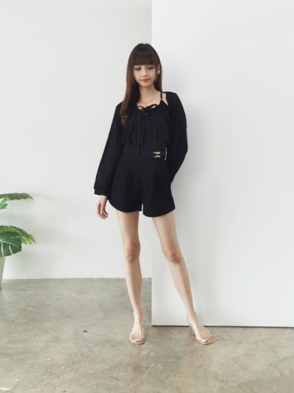 High Waist Side Gold Buckle Short Pants 24681