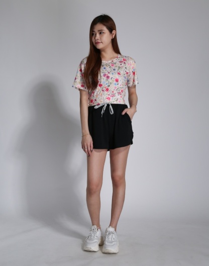Floral Short Sleeve Top With High Waist Side Pocket Short Pants Set 24316