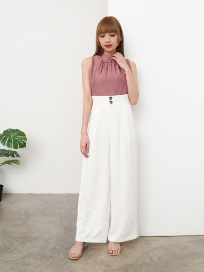 Sleeveless Plain Top 23678