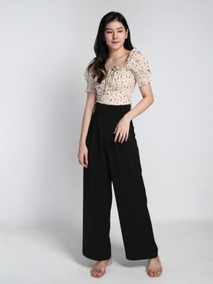 Floral Square Neck With Strap Top 21196