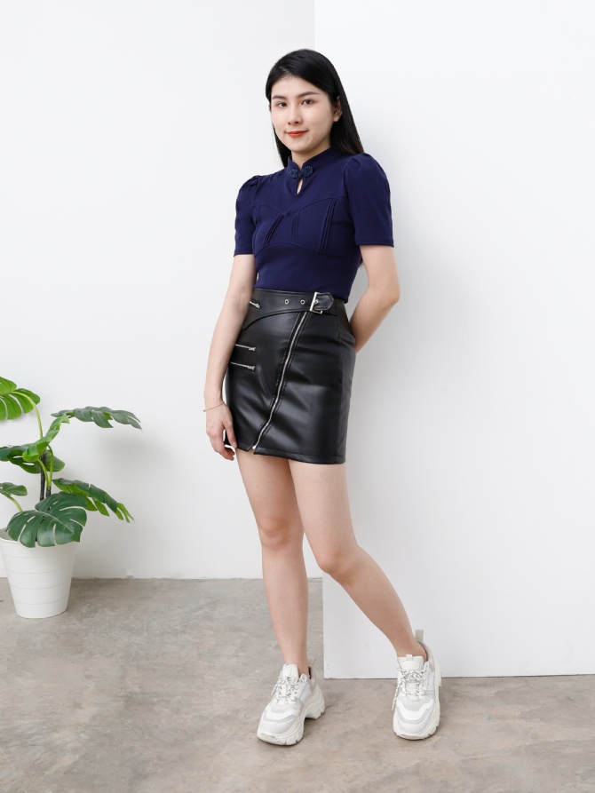 Cheongsam Front Hole Top 25120