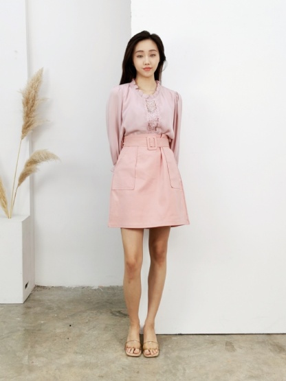 Middle Lace Ruffles Collar Top 16175