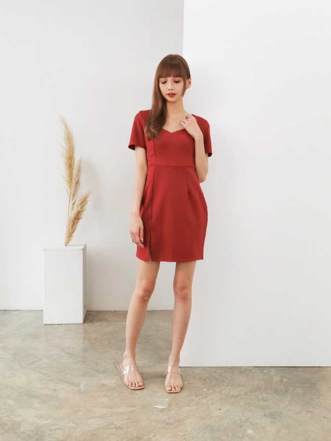 Sweetheat Neckline With Side Split Dress 24860