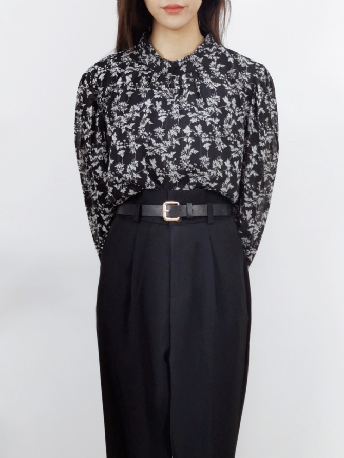 Round Neck Back V Crop Top 16178