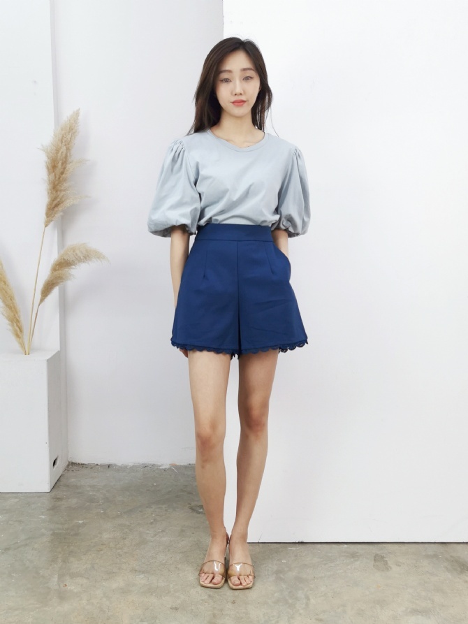 Puff Sleeve Basic Top 16936