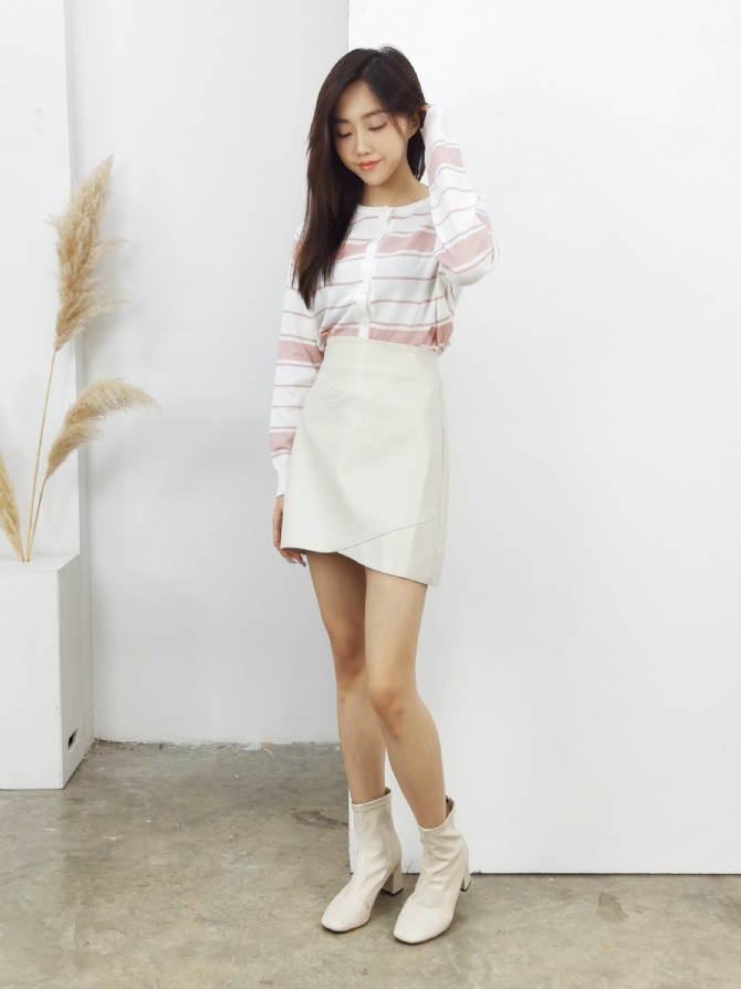 Stripe Front Button Knitted Top 25169