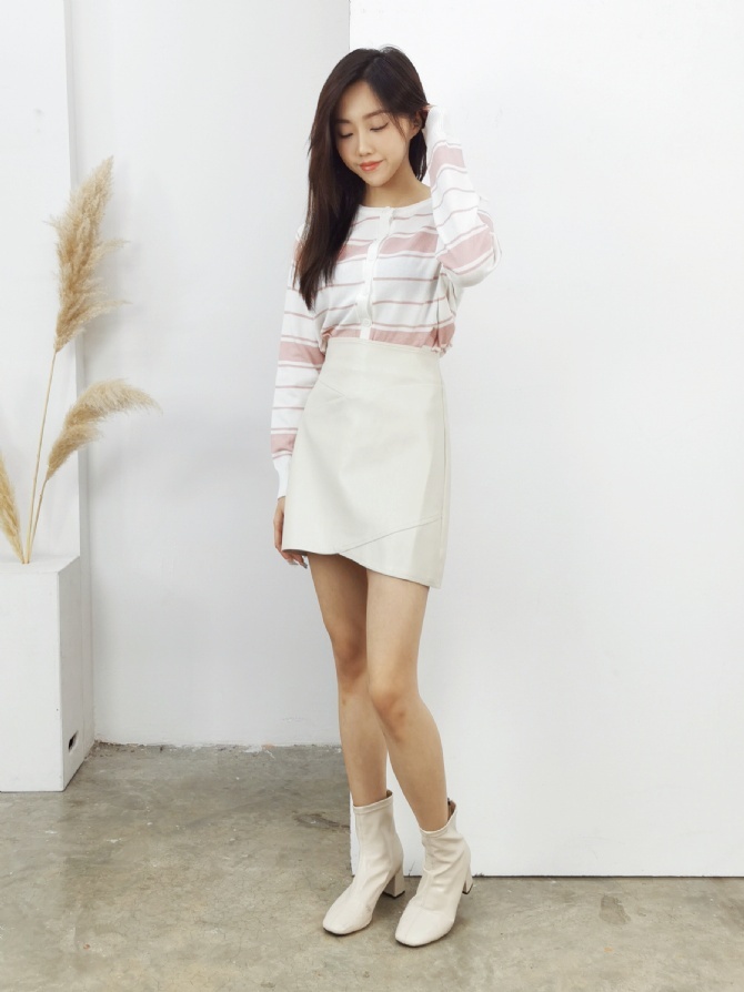 Stripe Front Button Knitted Top 25169