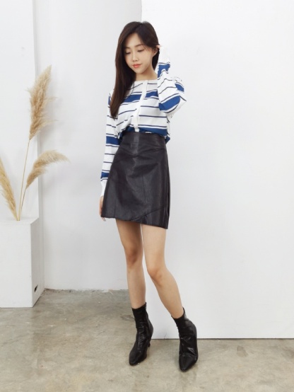 Stripe Front Button Knitted Top 25169