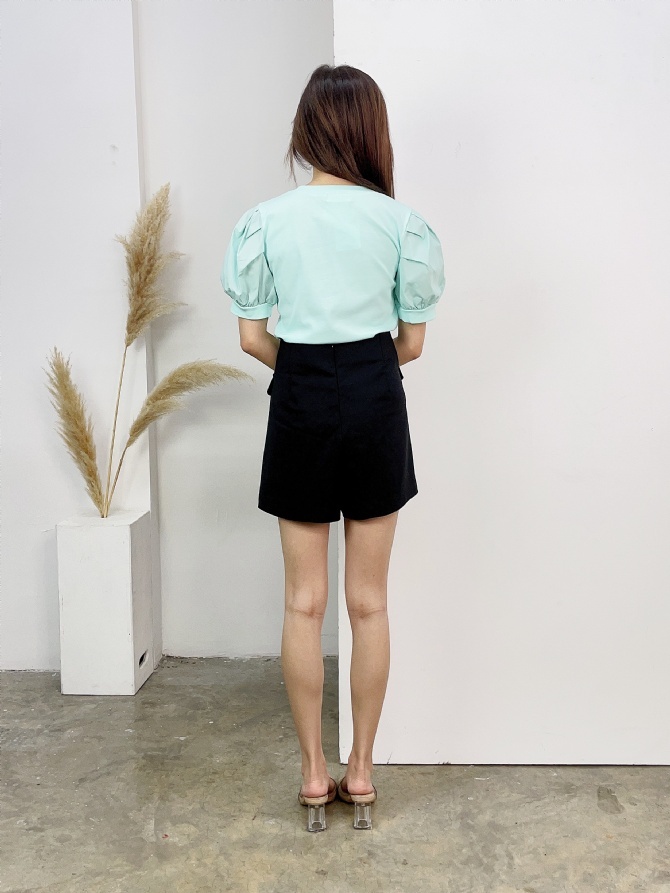 High Waist Front Decorative Button Short Pants 16933