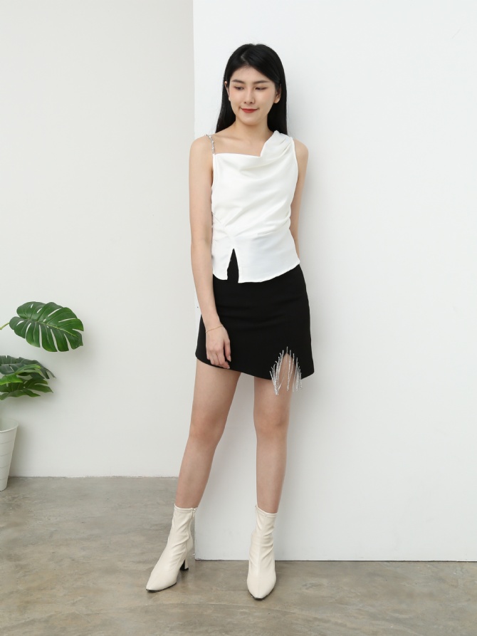 Side Pleated With Split Top 25502