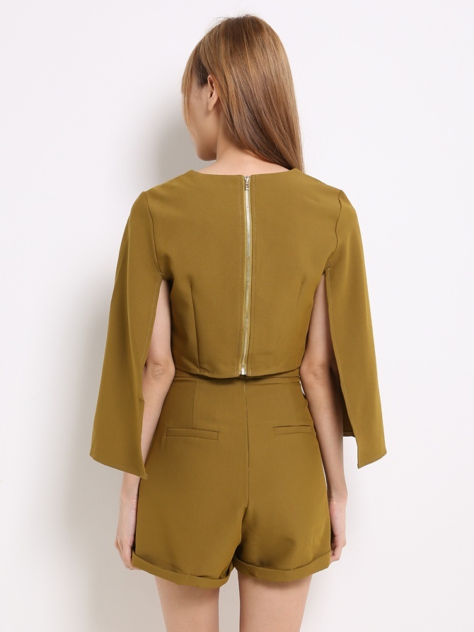 Bell Sleeve Crop Top With Short Pants 13826