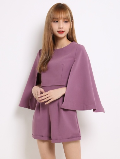 Bell Sleeve Crop Top With Short Pants 13826