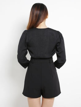 Front Button With Line Short Pants With Belt 17033
