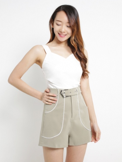 Front Button With Line Short Pants With Belt 17033