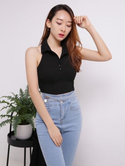 Halter Collar With Front Button Top 16078