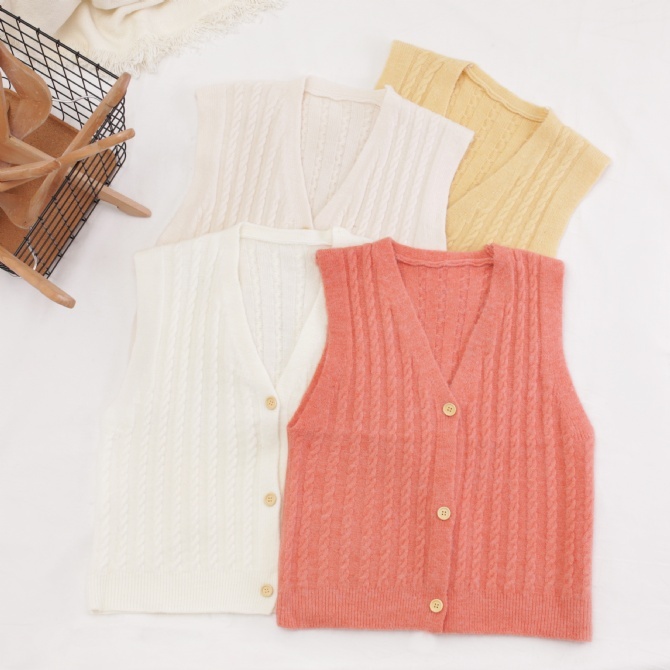 Knitted Sleeveless Top 16597