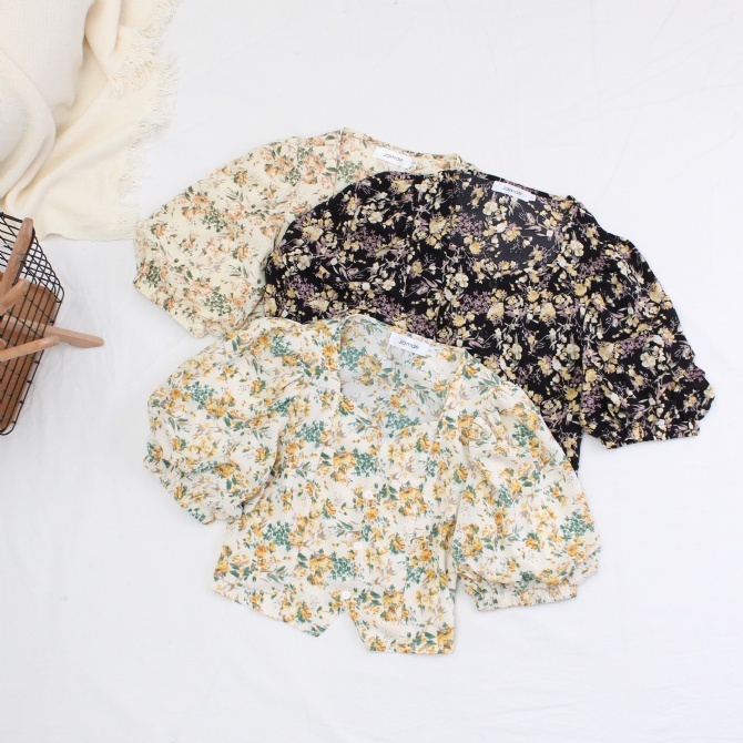 Floral Short Sleeve With Button Top 17708