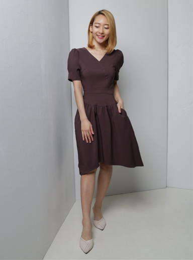 V Neck Puff Sleeve Panel Dress 18243