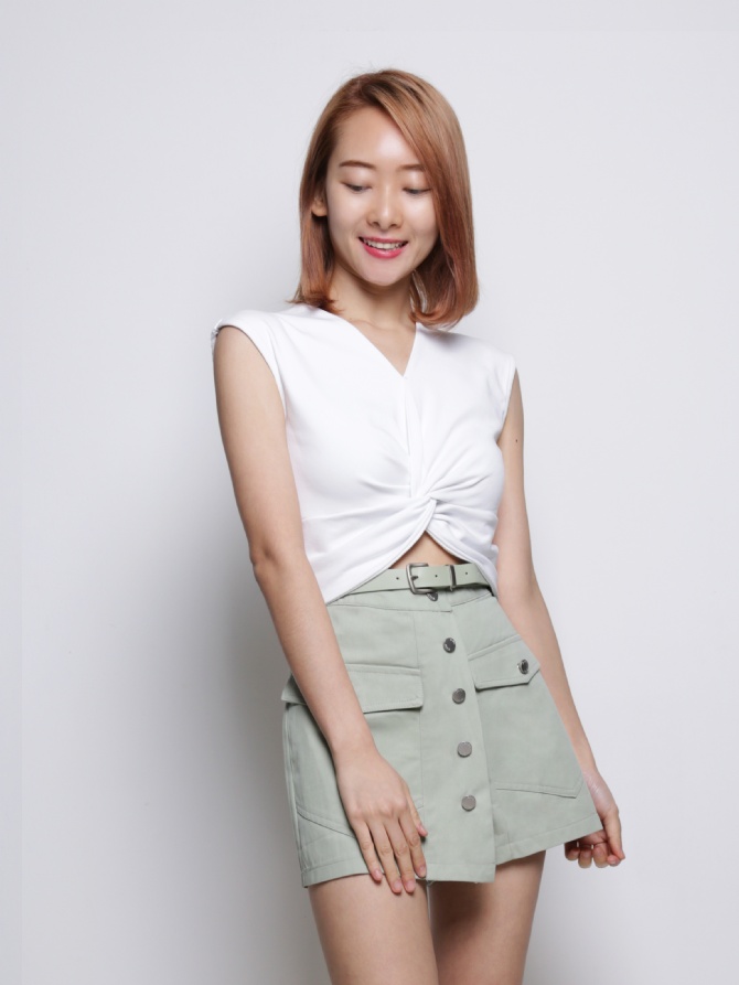 Front Button With Belt Skirt Pants 18927