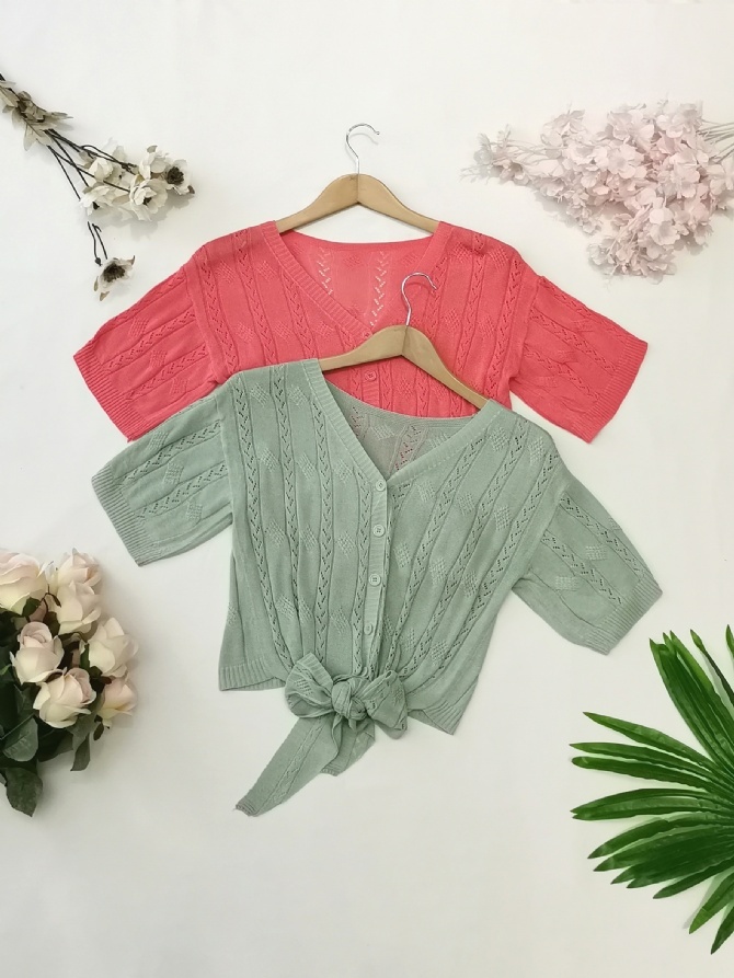 Knitted Front Tie Up Top 19622