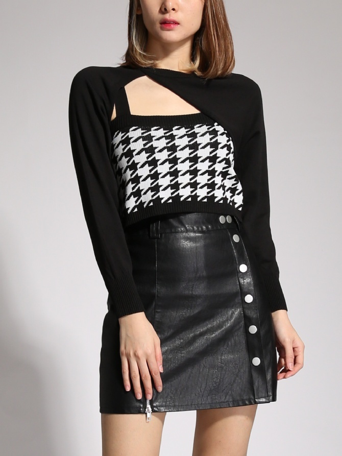 Leather Side Decorative Button Skirt 19819