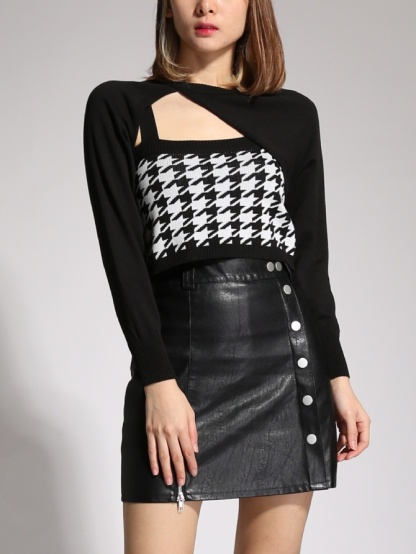 Leather Side Decorative Button Skirt 19819