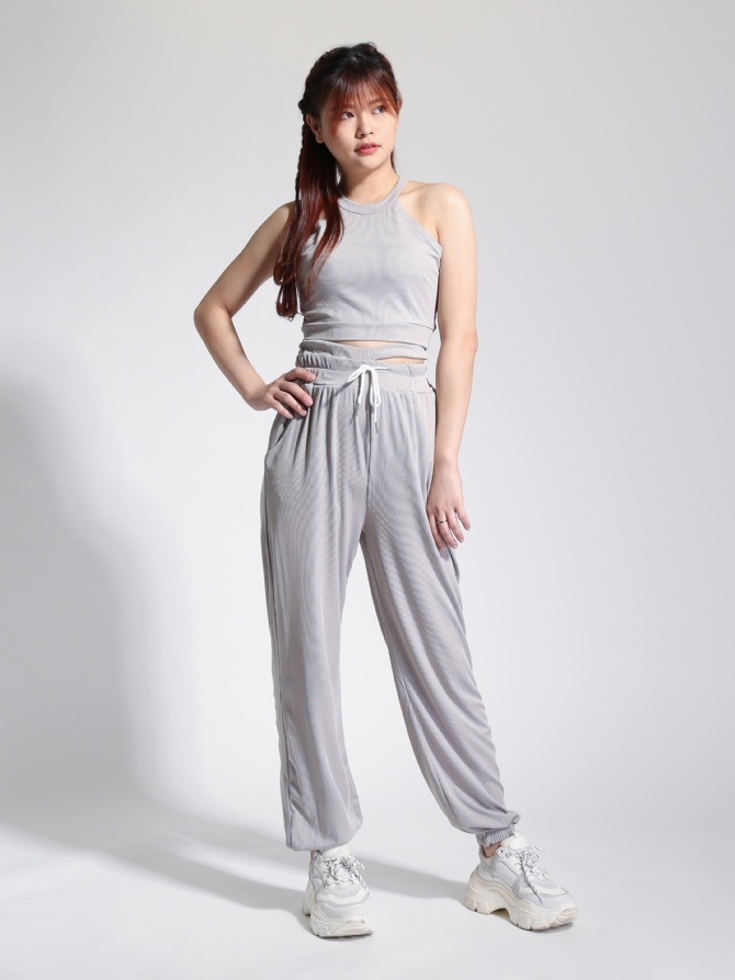 Sleeveless Halter Top With Drawstring Long Pants 22821