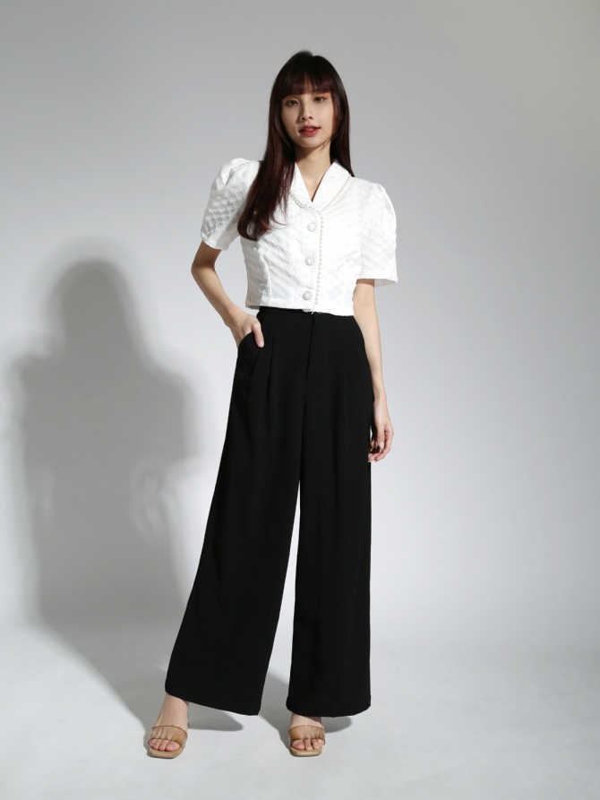 Flower Collar Front Button Top 21236