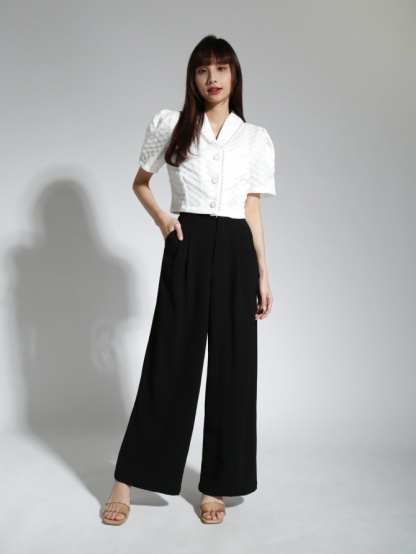 Flower Collar Front Button Top 21236