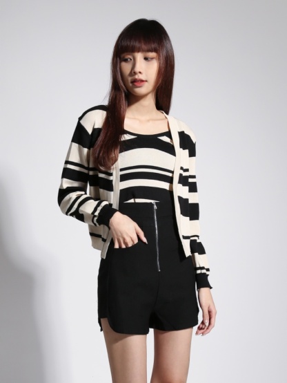 Denim High Waist Zip Short Pants 22020