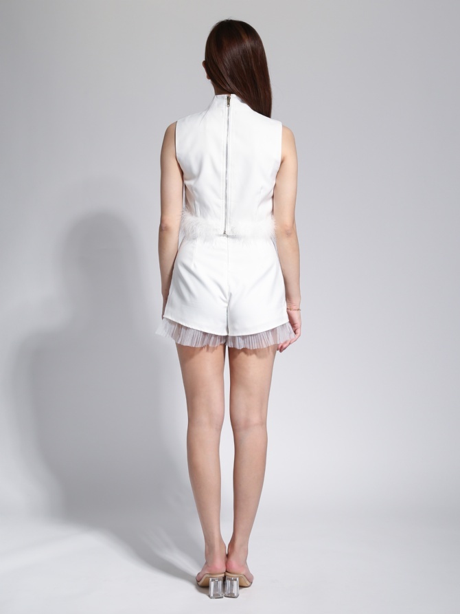 Sleeveless Fur Top With High Waist Short Pants Set 23109