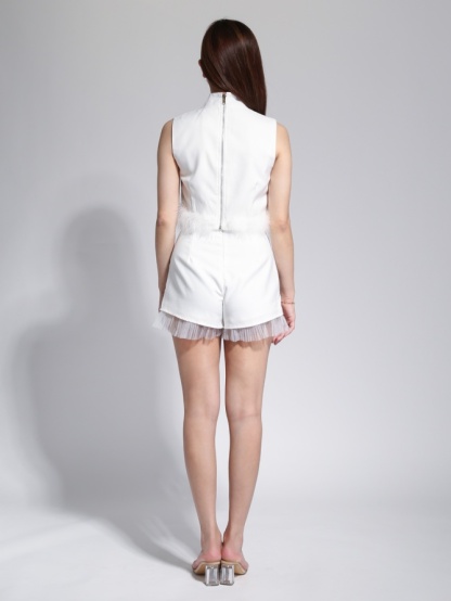 Sleeveless Fur Top With High Waist Short Pants Set 23109