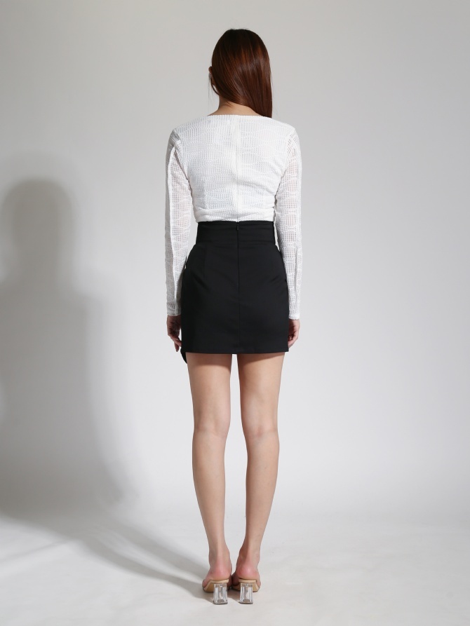 Eyelet Sweetheart Neckline Long Sleeve Top 24096