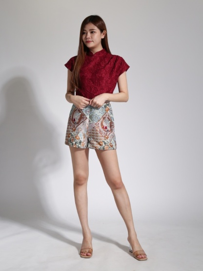 Cheongsam Cap Sleeve Top With Abstract Floral Short Pants Set 24054