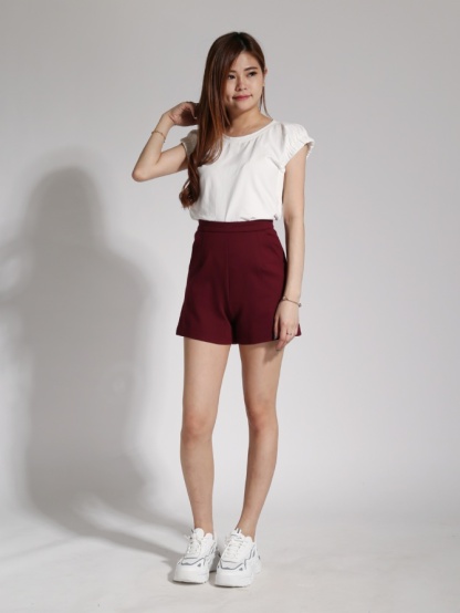 High Waist Side Pocket Back Zip Short Pants 24052