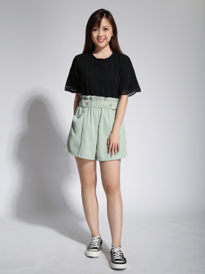 High Waist Decorative Button Short Pant 20407