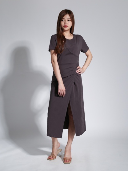 Fake Two Piece Decorative Chain With Pleated An Split Dress 23359