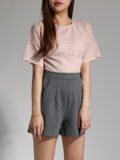 Two Tone Flower Top With Plain Short Pants Set 23544